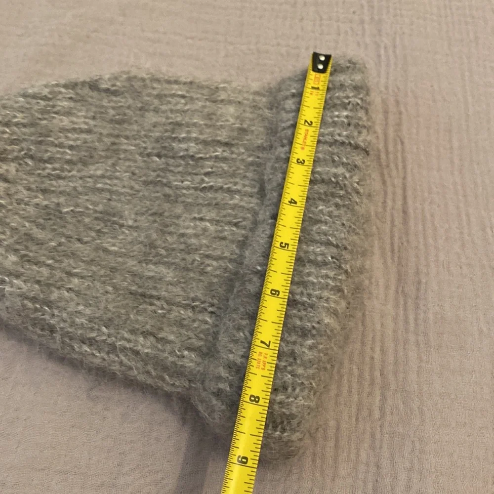 H&M Wool Alpaca Blend Soft Gray Knit Hat. New . No tags